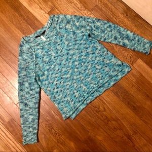 Sweater shades of blue